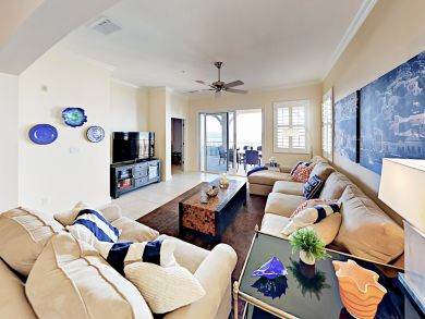 Stunning Rental Fabulous Amenities.