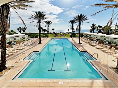 Stunning Rental Fabulous Amenities.
