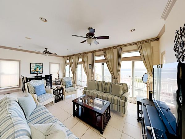 Walk to Beach Saint Augustine Pool Home