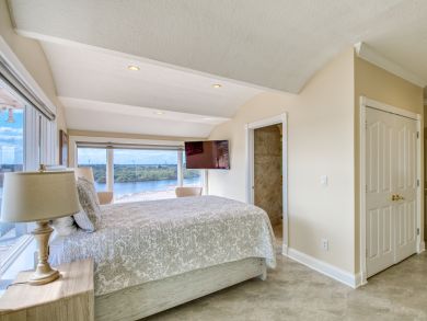 ST AUGUSTINE PRIVATE BEACHFRONT 4 BEDROOM HOME