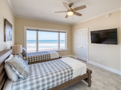 ST AUGUSTINE PRIVATE BEACHFRONT 4 BEDROOM HOME