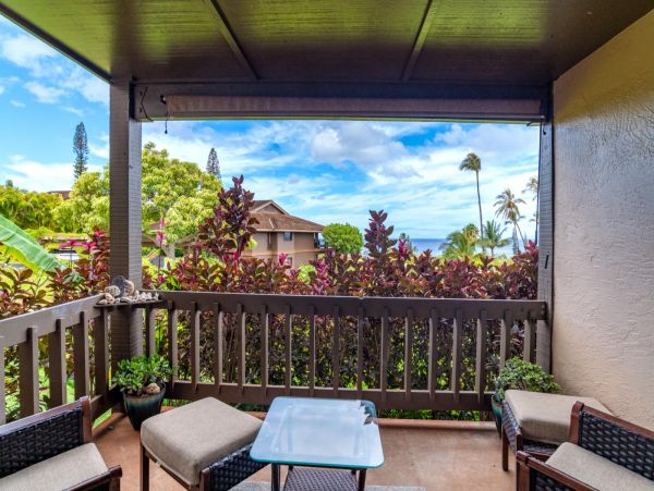 Kaanapali Vacation Condo Sleeps Eight Guests,