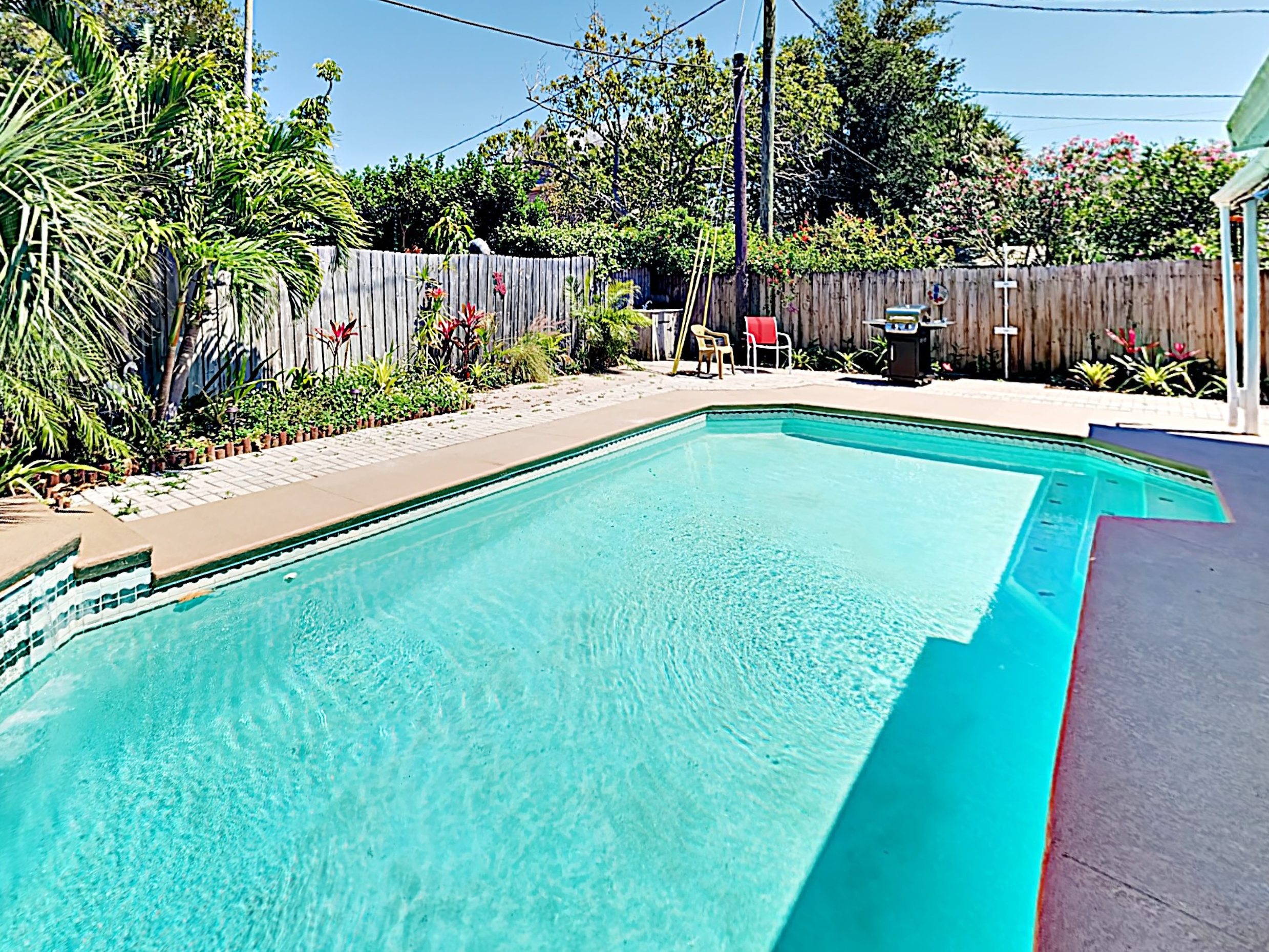 Vacation Home in Indian Rocks Private Pool Walk To Beach