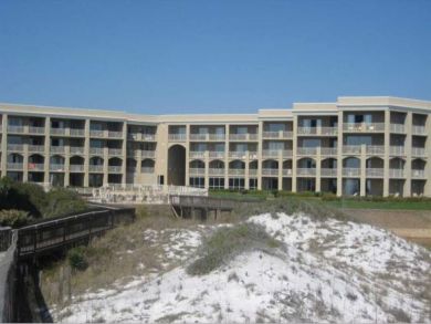Santa Rosa Beach Vacation Condo Sleeps Six Guests.