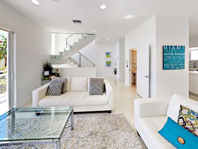 Four Bedroom Vacation Home in Pompano Beach Sleeps 8