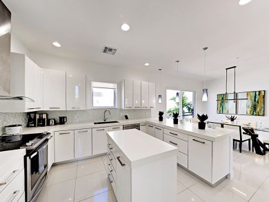 Four Bedroom Vacation Home in Pompano Beach Sleeps 8