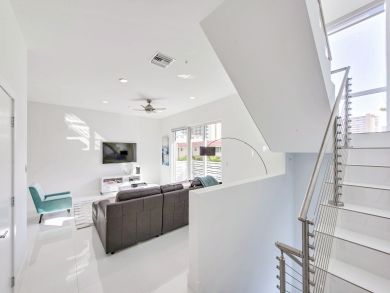 Pompano Beach Condo 917225