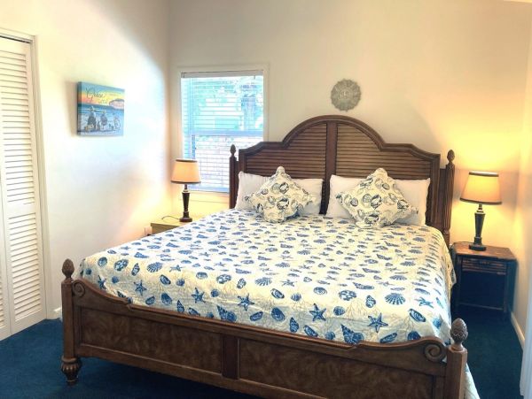 Anna Maria Vacation 3 Bedroom Home, Private Pool