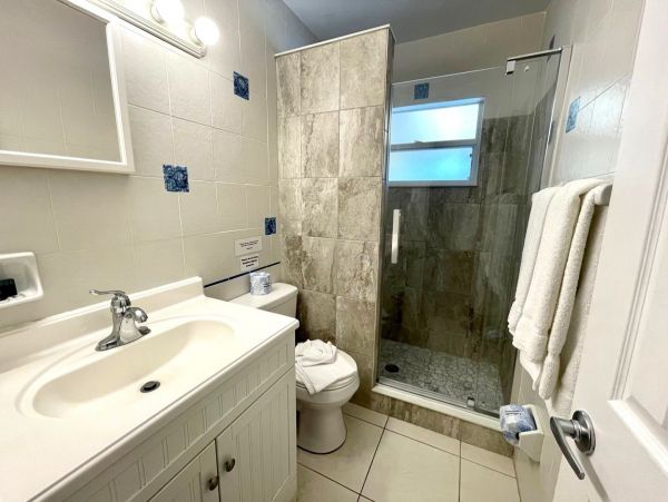 Anna Maria Vacation 3 Bedroom Home, Private Pool