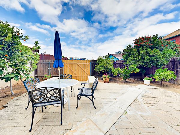 San Diego Spanish Style Home Walk To The Beach Sleeps 6