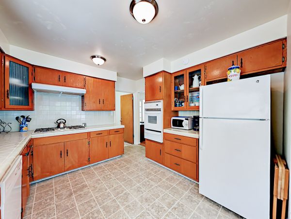 San Diego Spanish Style Home Walk To The Beach Sleeps 6