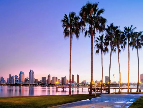 San Diego Spanish Style Home Walk To The Beach Sleeps 6