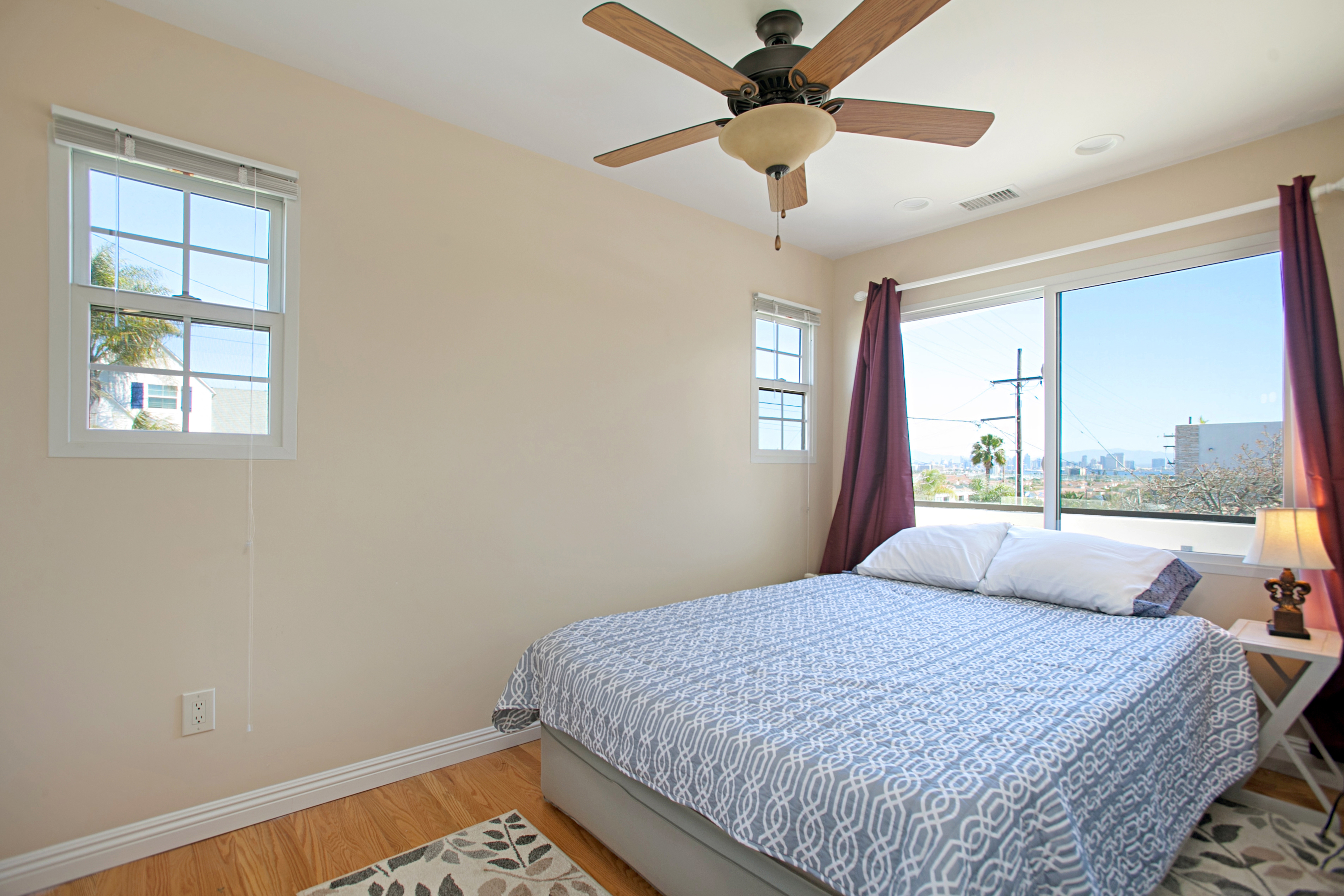 Beautiful San Diego Vacation Duplex Sleeps 4 Guests Beautiful San Diego Vacation Duplex Sleeps 4 Guests