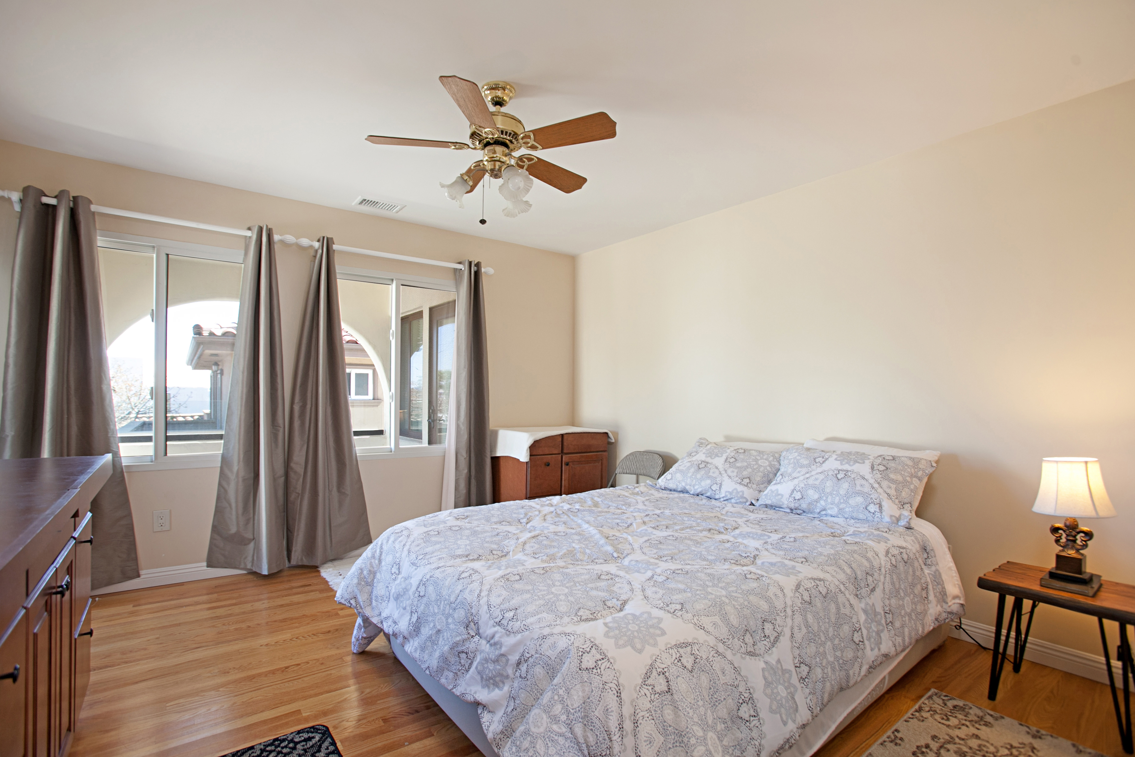 Beautiful San Diego Vacation Duplex Sleeps 4 Guests Beautiful San Diego Vacation Duplex Sleeps 4 Guests