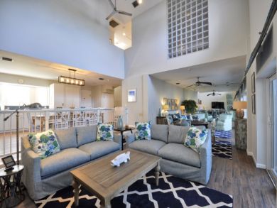 Key West 4 Bedroom 4.5 Bathroom Penthouse Sleeps 10