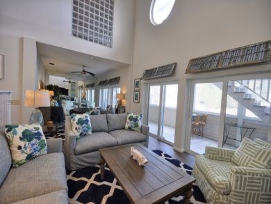 Key West 4 Bedroom 4.5 Bathroom Penthouse Sleeps 10