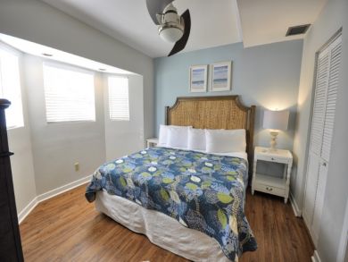 Key West 4 Bedroom 4.5 Bathroom Penthouse Sleeps 10