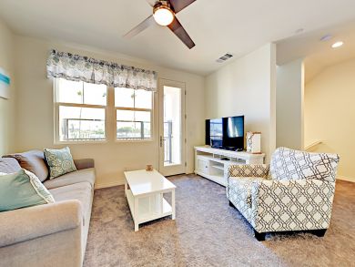Imperial Beach Two Bedroom Rental Townhome Walk to Beach