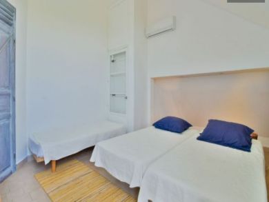 Le Gosier Vacation Home Sleeps Eleven Guests.