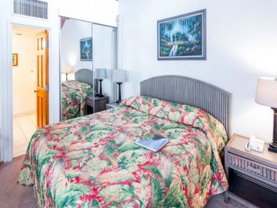 Kihei Two Bedroom Rental Condo, Walk to Beach