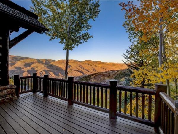 Bachelor Gulch Luxury True Ski in/Ski Out Mountain Home Sleeps 20 Guests