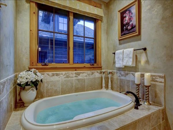 Bachelor Gulch Luxury True Ski in/Ski Out Mountain Home Sleeps 20 Guests