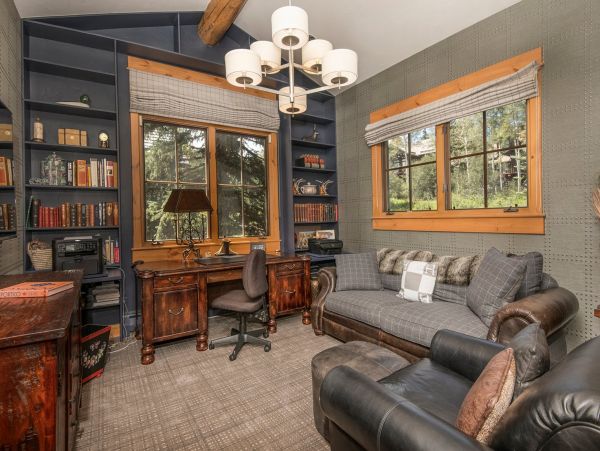 Bachelor Gulch Luxury True Ski in/Ski Out Mountain Home Sleeps 20 Guests