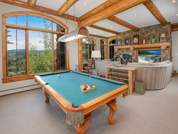 Bachelor Gulch Luxury True Ski in/Ski Out Mountain Home Sleeps 20 Guests