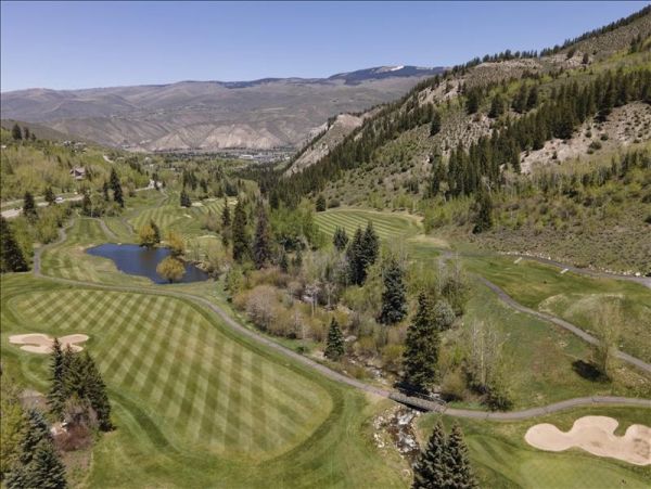 Beaver Creek Luxury Vacation Rental Sleeps Eight Guests
