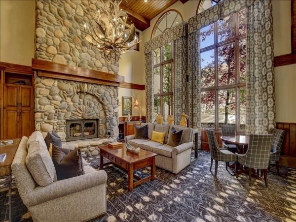 Beaver Creek Luxury Vacation Rental Sleeps Eight Guests