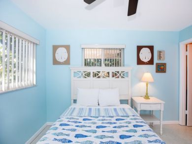 Sanibel Vacation Home Sleeps Four Guests.