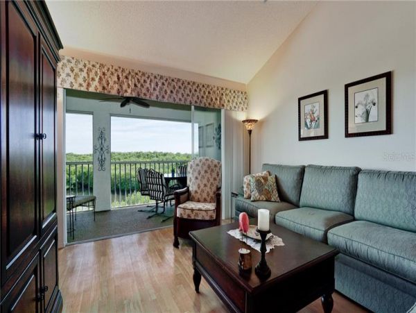 Brandento Vacation Condo Sleeps Four Guests.