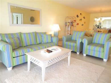 Boca Grande Vacation Condo Sleeps Six Guests On Beach