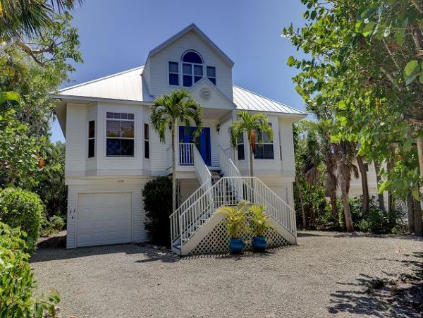 Sanibel Vacation Home 4 Bedrooms Sleeps Eight Guests