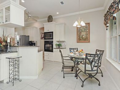 Miramar Beach Vacation Home Sleeps Ten Guests.