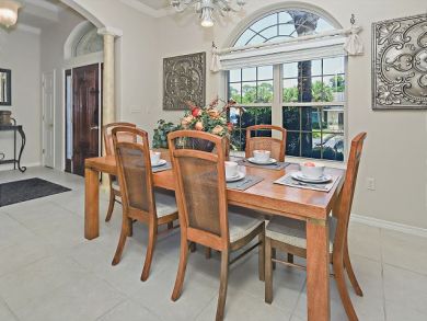 Miramar Beach Vacation Home Sleeps Ten Guests.