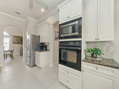 Miramar Beach Vacation Home Sleeps Ten Guests.