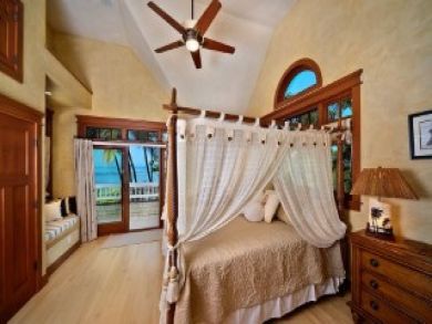 Lahaina Luxury Vacation Home Sleeps Eight Guests.