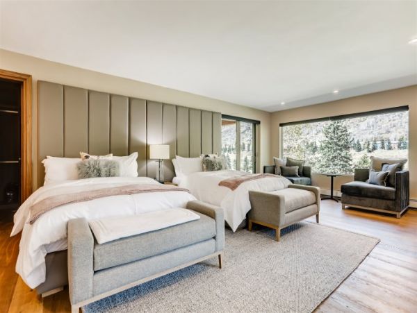 Vail Luxury Five Bedrooms Vacation Rental Home Sleeps 14