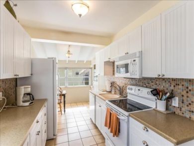 Bradenton Beach Vacation Home Sleeps Six Guests.