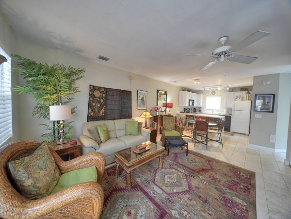 Key West Vacation Home Two Bedrooms Sleeps Four Guests.