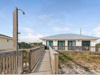 Santa Rosa Beach vacation Home Sleeps Eight Guests.