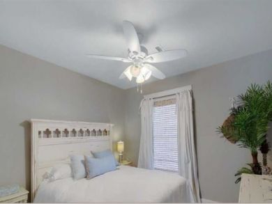 Santa Rosa Beach vacation Home Sleeps Eight Guests.