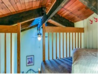 Vail Vacation Condo Sleeps Six Guests.