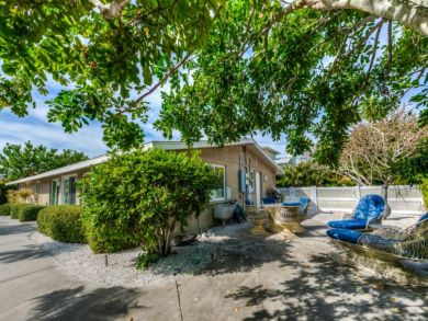 Longboat Key Canal Front Three Bedrooms Home