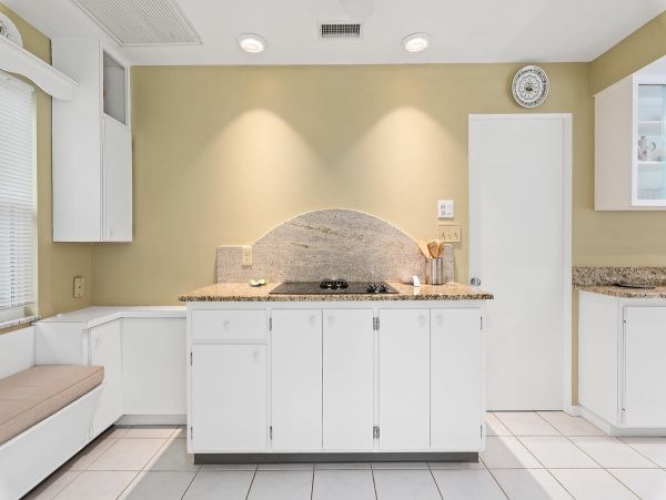 Longboat Key Vacation Home Sleeps Six Guests