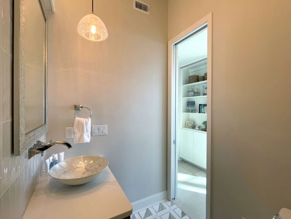 Pensacola Vacation Pool Home Sleeps Ten Guests With Views