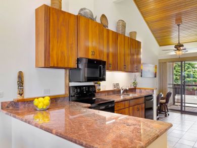 Lahaina Oceanfront Vacation Condo Lahaina Oceanfront Vacation Condo
