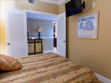 Longboat Key Vacation Accommodation 2 Bedrooms Sleeps 4