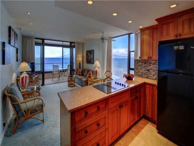 Lahaina Vacation Condo Sleeps Four Guests.